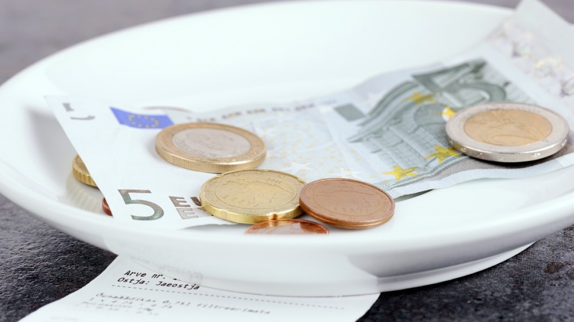 Κομισιόν: «Πρωταθλήτρια» η Ελλάδα στις απώλειες εσόδων από ΦΠΑ