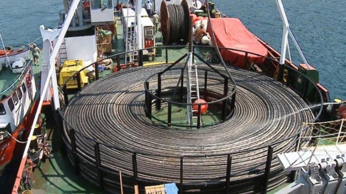 ΑΔΜΗΕ: Ζωηρό ενδιαφέρον από ισχυρούς επενδυτές για τη διασύνδεση Κρήτης – Αττικής ύψους €1 δισ.