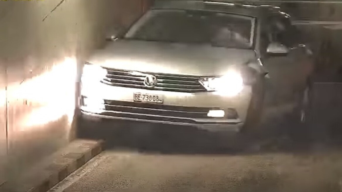 Video: Οδηγός προκαλεί την απόλυτη καταστροφή...