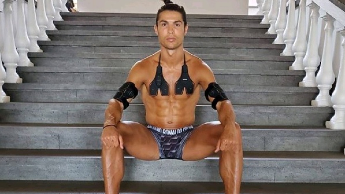 Κριστιάνο Ρονάλντο: Αληθινοί ή... Photoshop οι κοιλιακοί του; 