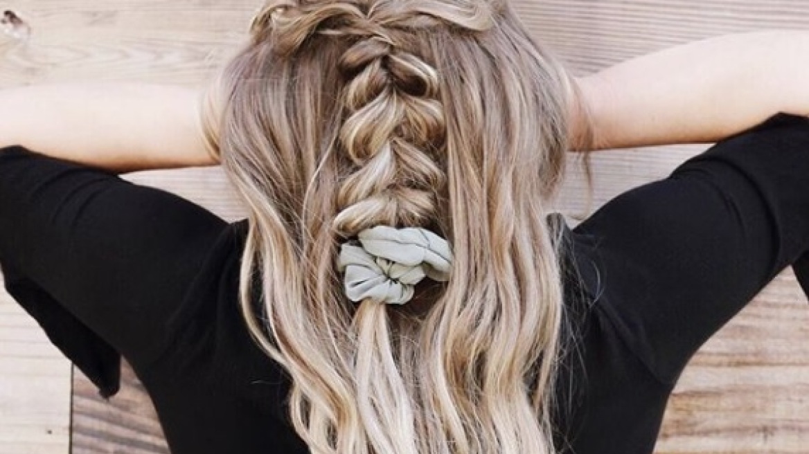 Twisted bubble braid – Πώς θα φτιάξετε την πιο στιλάτη πλεξούδα του καλοκαιριού