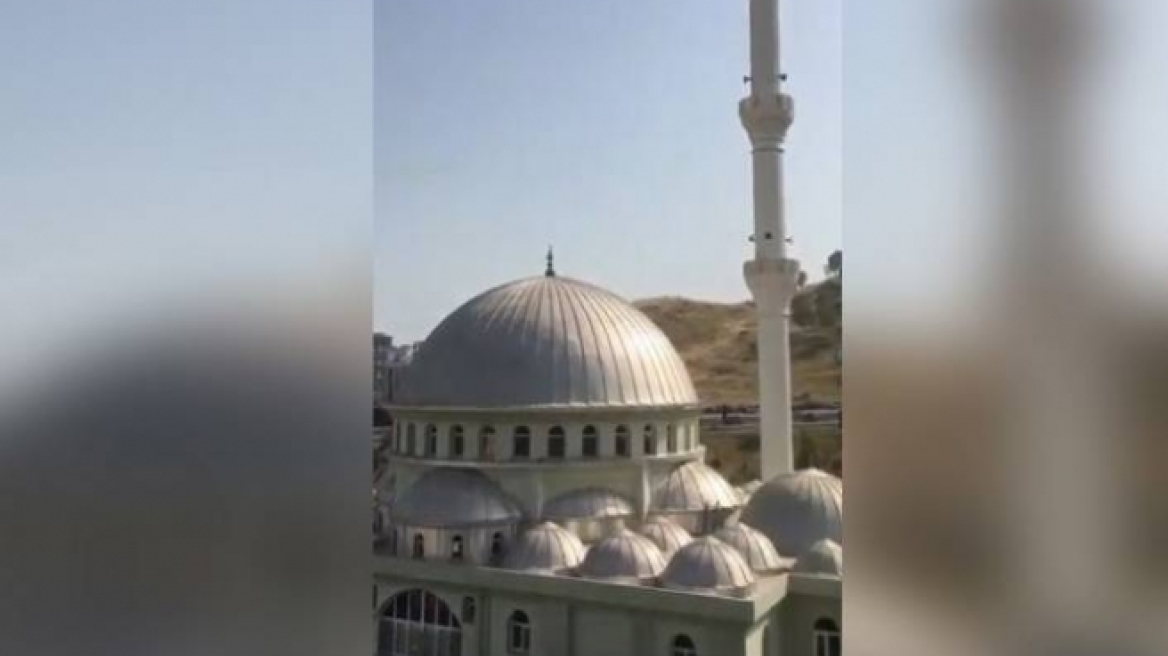 Τουρκία: Ξανά τραγούδια στα τζαμιά της Σμύρνης μια ημέρα μετά το Bella Ciao