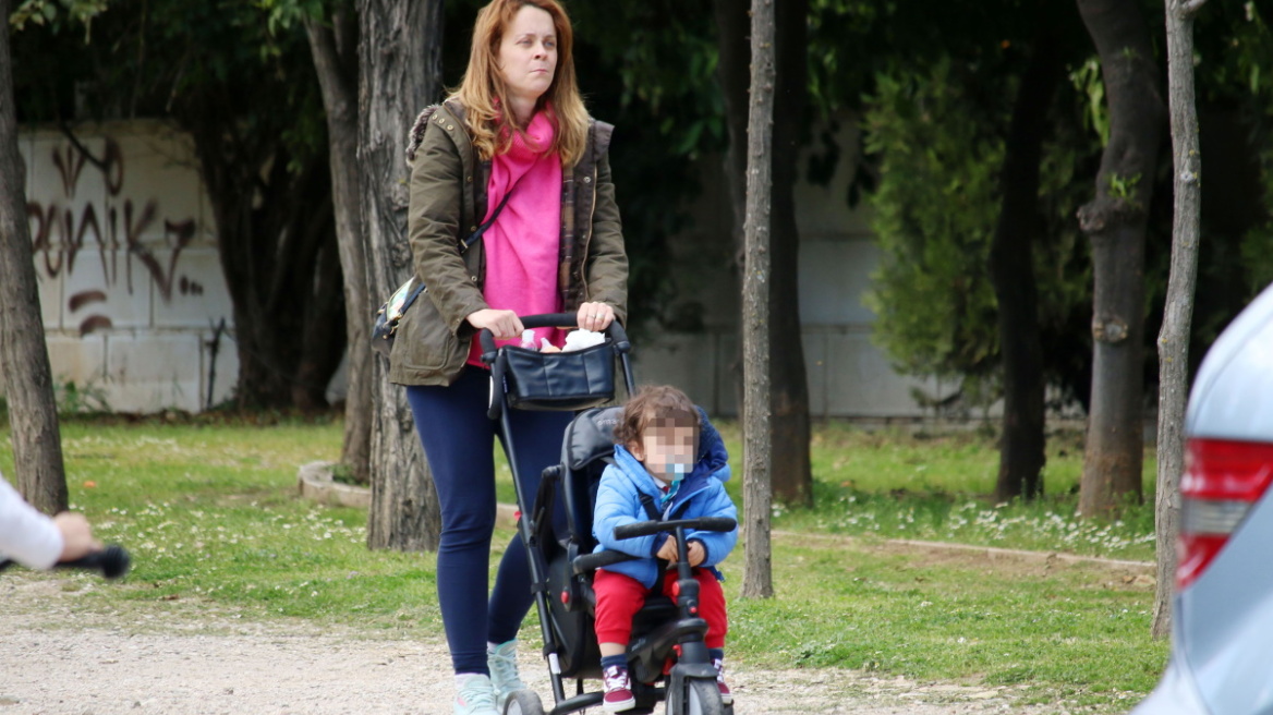 Γέννησε η Λένα Παπαληγούρα