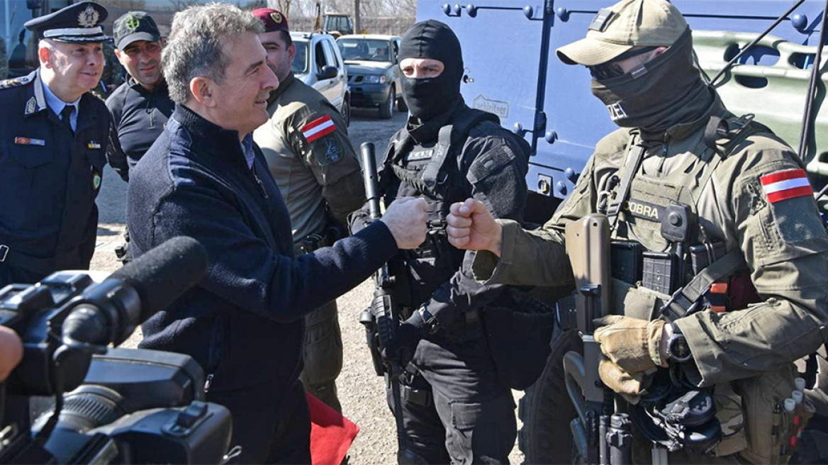 Στον Έβρο ο Χρυσοχοΐδης  - 400 αστυνομικοί στη συνοριακή γραμμή