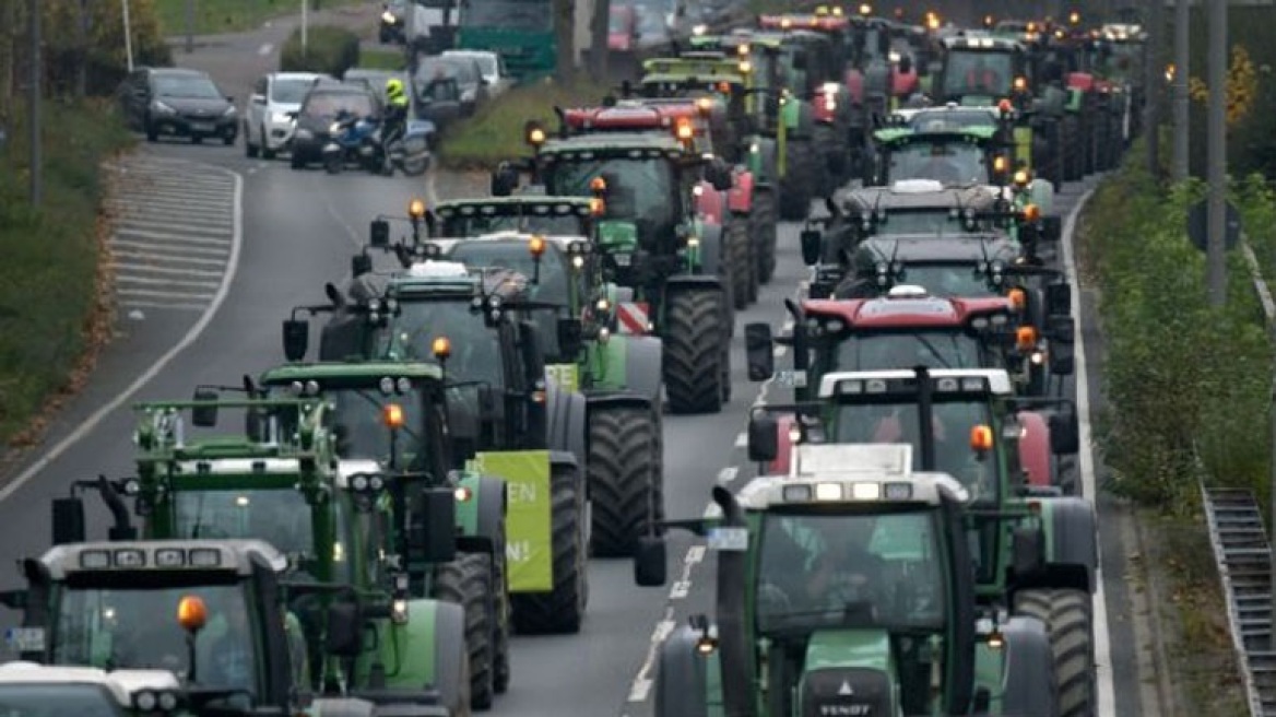Γερμανία: Διαδηλώσεις αγροτών με τρακτέρ στους δρόμους 