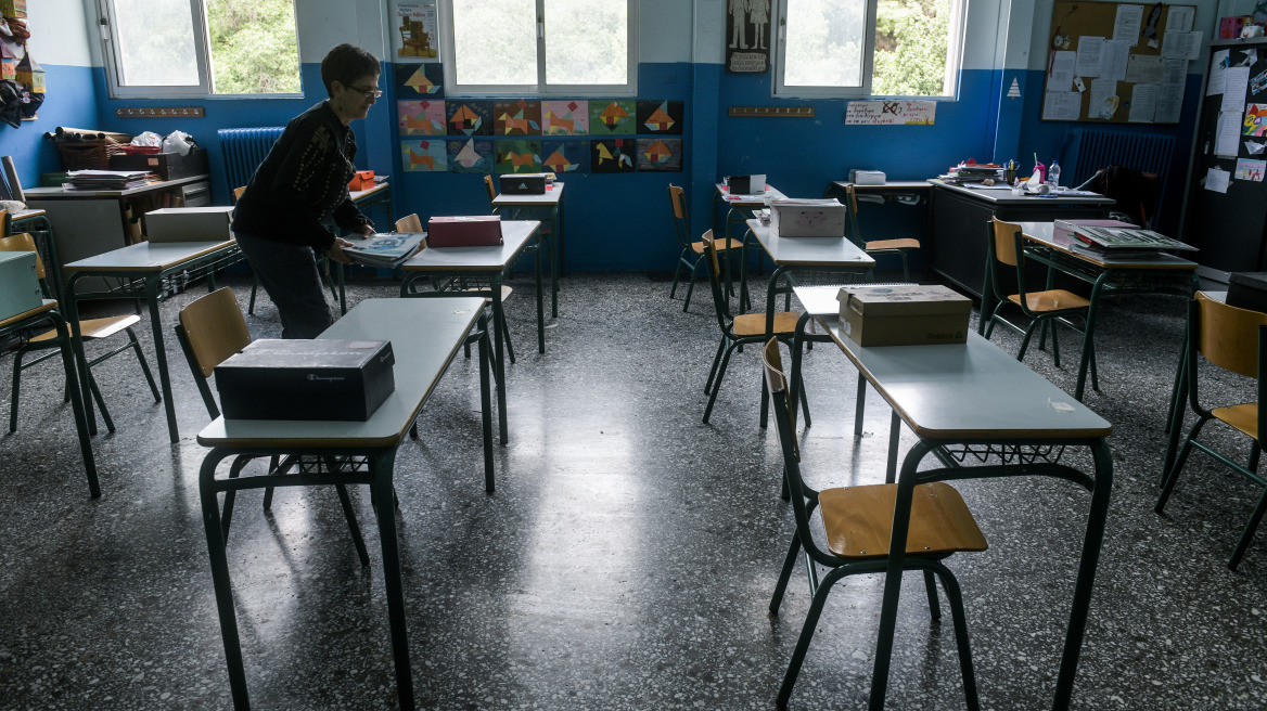 Άρση μέτρων: Τι ανοίγει από Δευτέρα - Πού θα ισχύσει ο μειωμένος ΦΠΑ