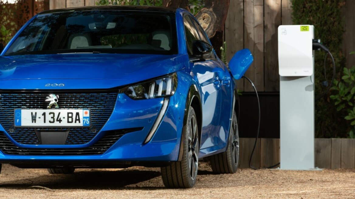 Αποκάλυψη: Τόσα θα δώσουν για ηλεκτρικό αυτοκίνητο - Επιδότηση και για φορτιστή στο σπίτι