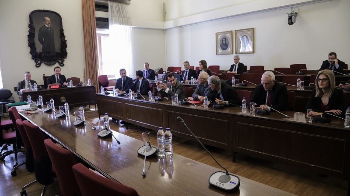 Προανακριτική Novartis: Έγγραφο - «βόμβα» αποκαλύπτει ότι οι «κουκουλοφόροι» μάρτυρες στόχευαν σε αμοιβή