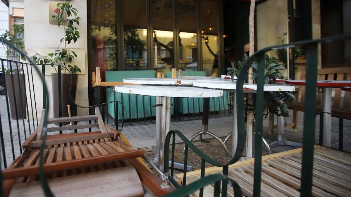 Κορωνοϊός: «Καμπάνα» έως €50.000 και «λουκέτο» 1,5 μήνα για όσους παραβιάζουν τους κανόνες 
