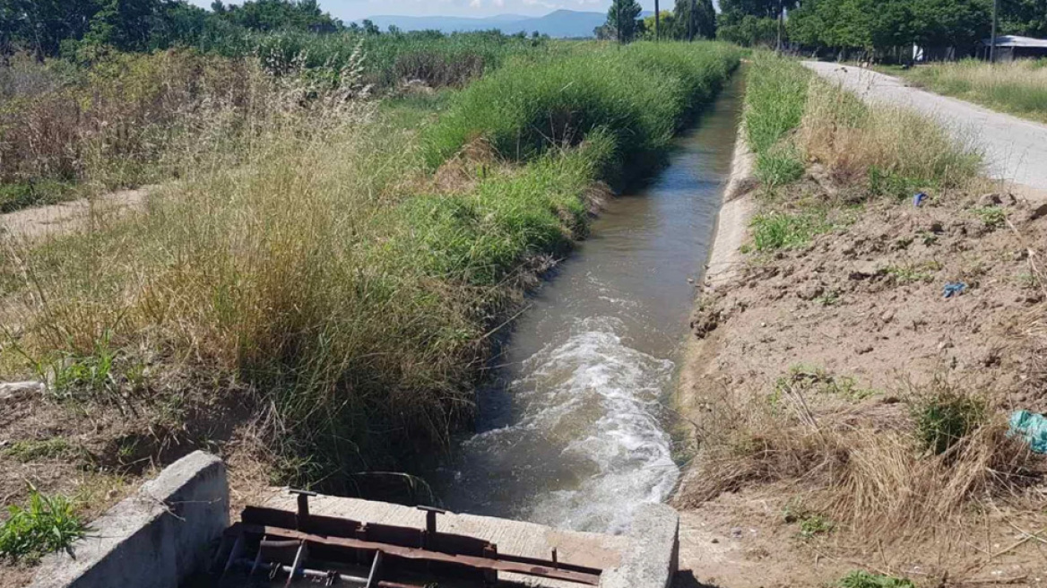 Τραγωδία στις Σέρρες: Τρεις συλλήψεις για το νεκρό βρέφος