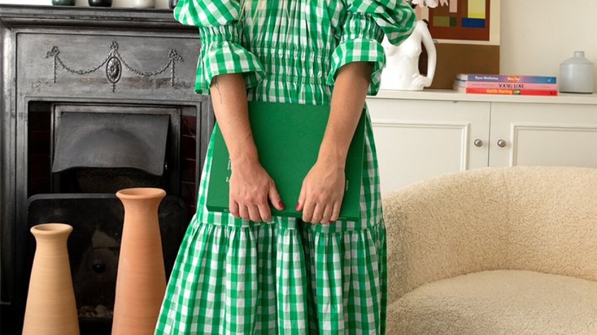 Αυτό το φόρεμα έχει λίστα αναμονής 600 ατόμων