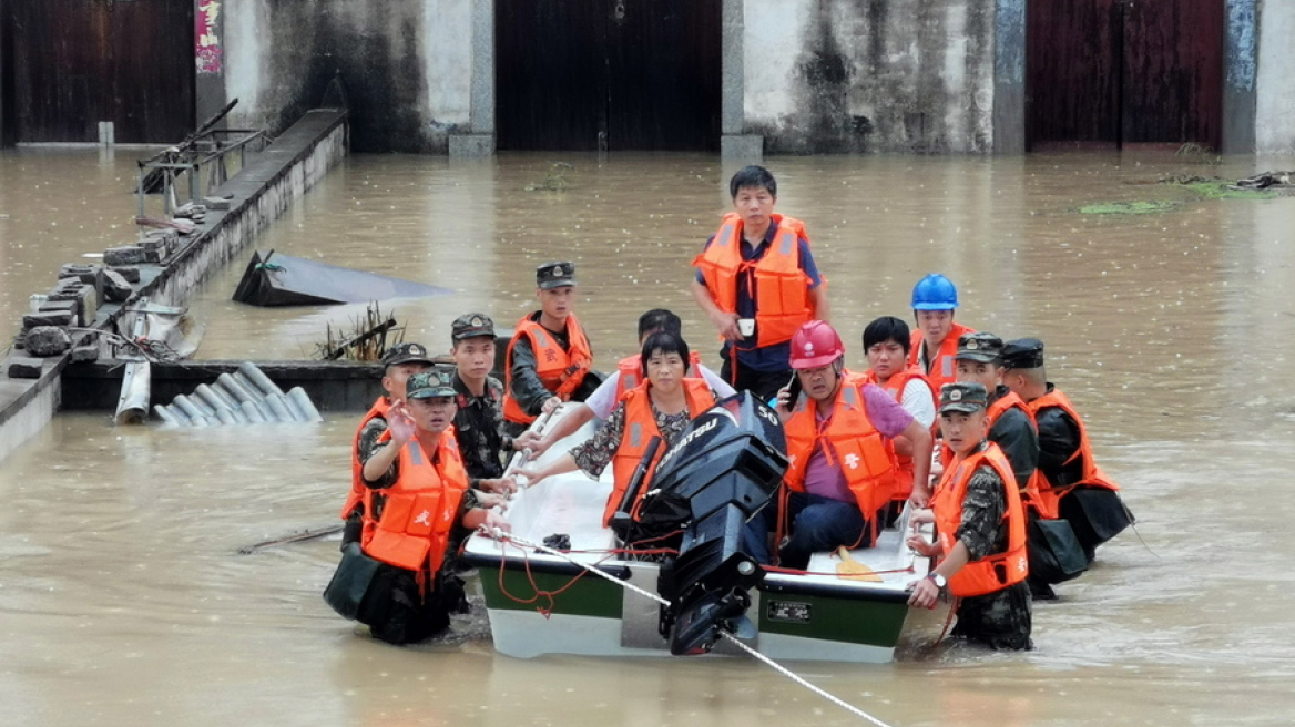 Κίνα: 9 άνθρωποι θάφτηκαν ζωντανοί εξαιτίας κατολίσθησης λάσπης στην «καταραμένη» Χουμπέι