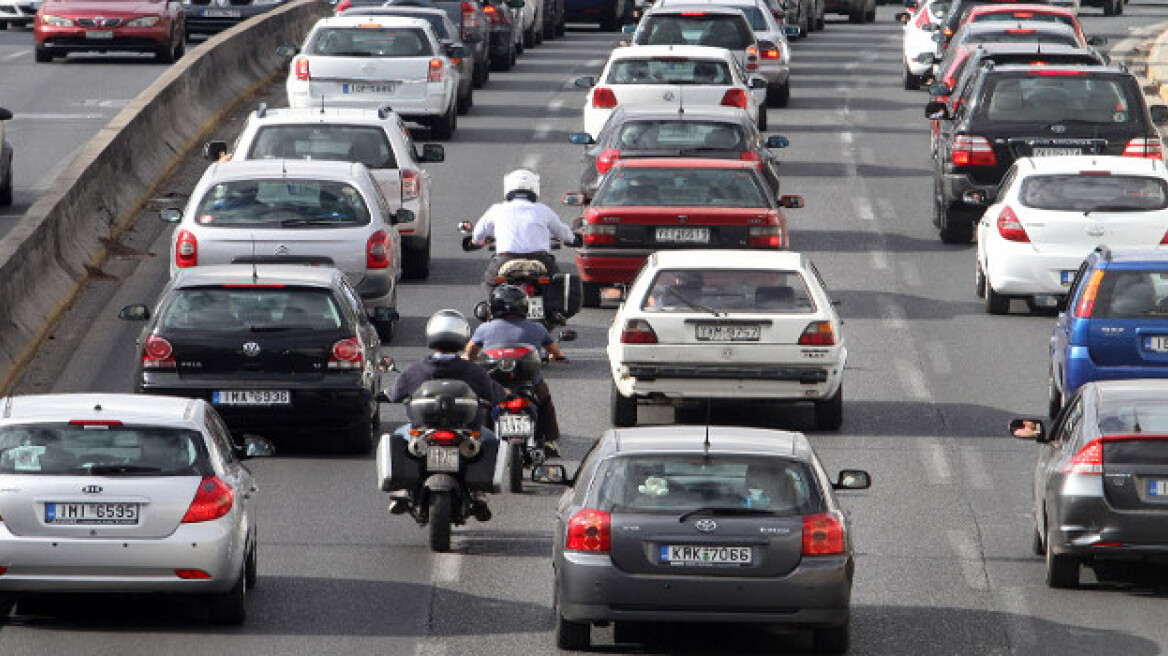 Κίνηση: Μποτιλιάρισμα τώρα στην Αλίμου-Κατεχάκη - Δείτε Live