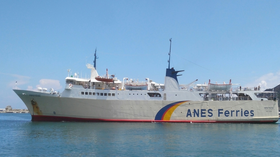 Μηχανική βλάβη για το «Πρωτέας» με 214 επιβάτες έξω από τη Σκόπελο