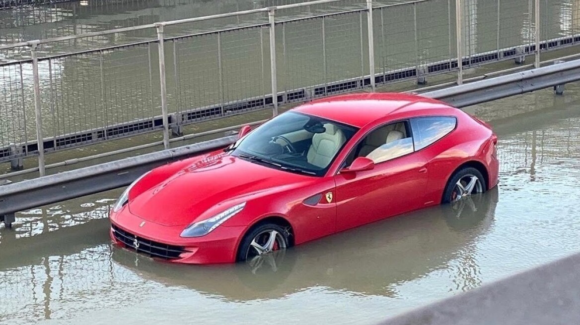 Θύμα πλημμύρας μια Ferrari FF