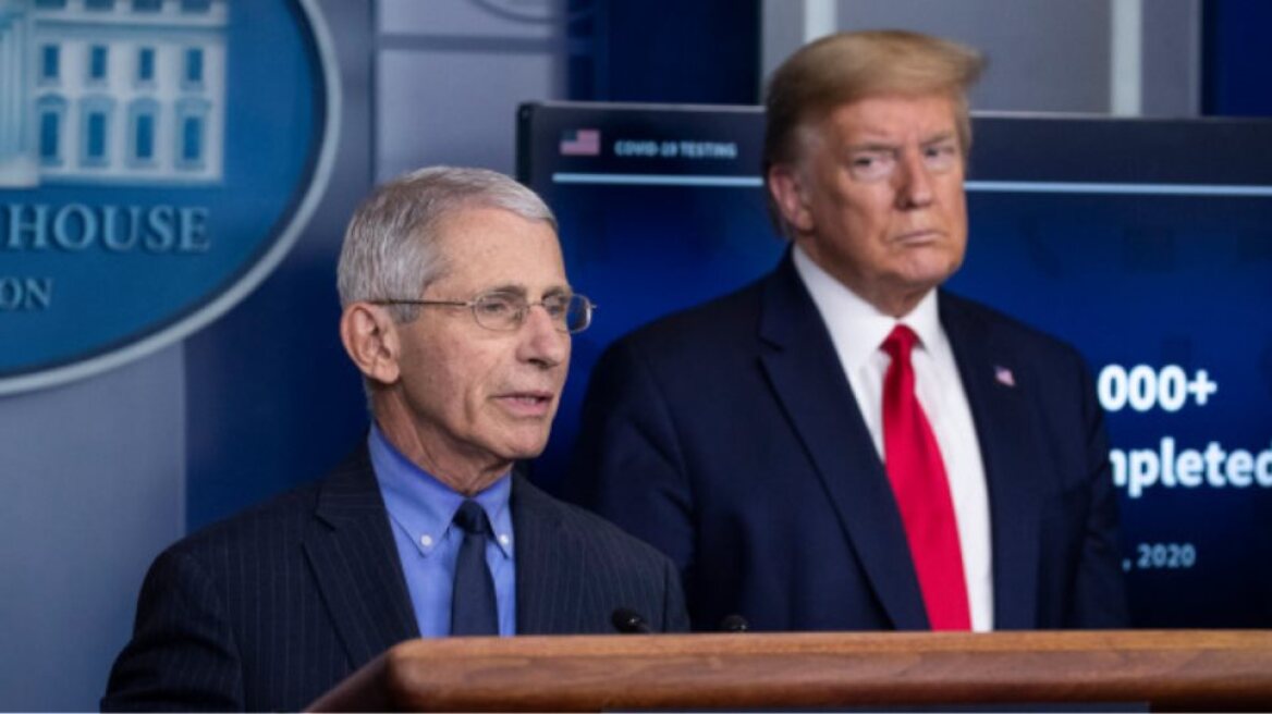 Φάουτσι εναντίον Τραμπ: «Δεν θα έχουμε εμβόλιο πριν τις εκλογές» λέει ο Αμερικανός «Τσιόδρας» 