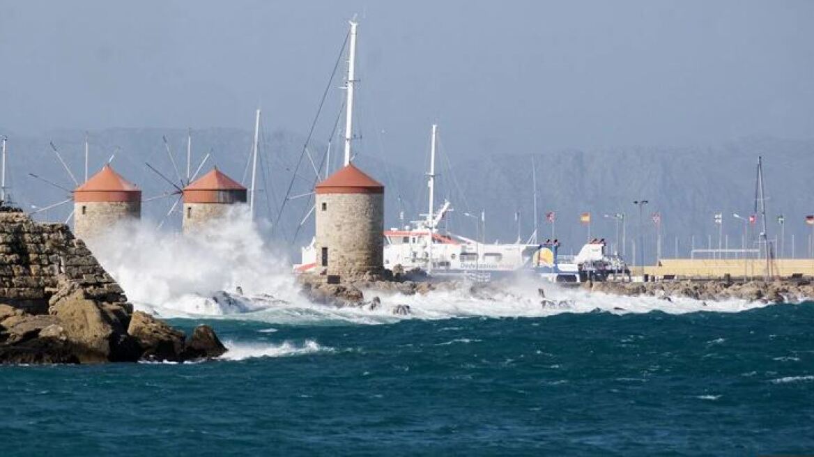 Καιρός: Με 7 μποφόρ τα ταξίδια στο Αιγαίο την Τετάρτη