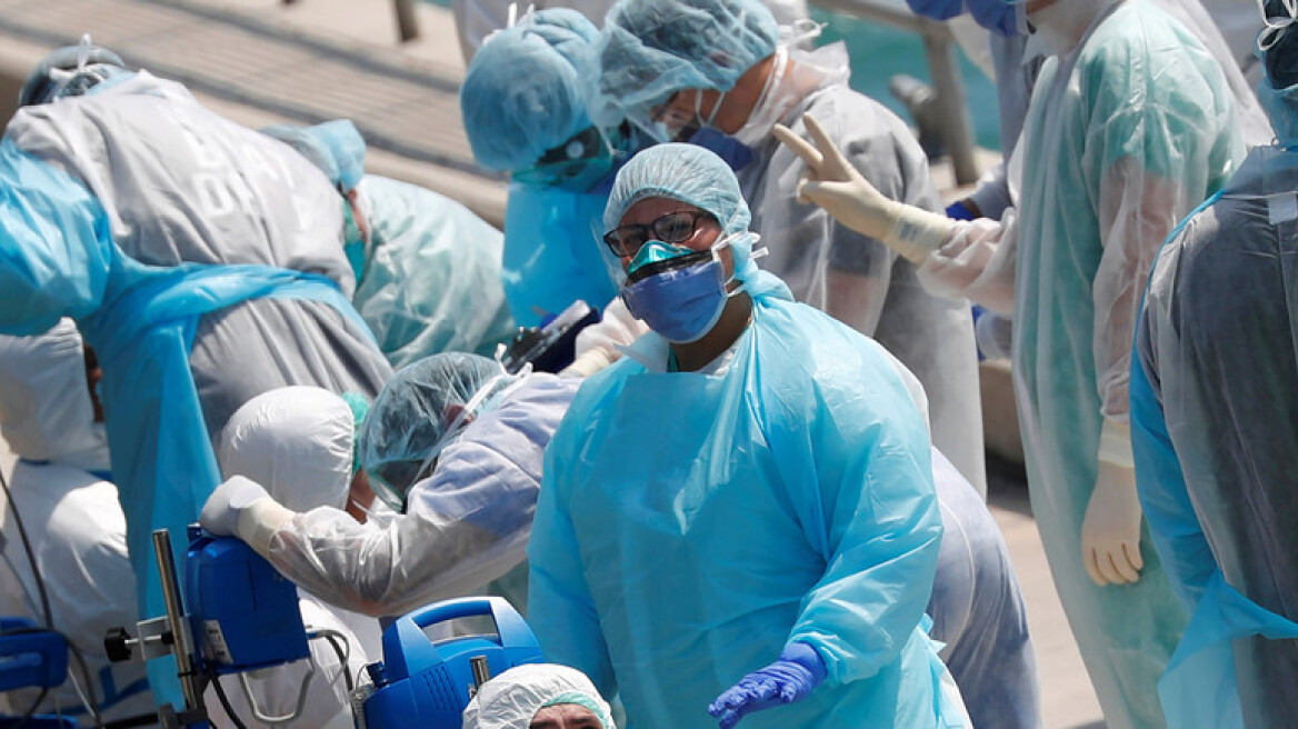 Κορωνοϊός - ΗΠΑ: «Τσουνάμι» νέων κρουσμάτων, 71.229 σε ένα 24ωρο