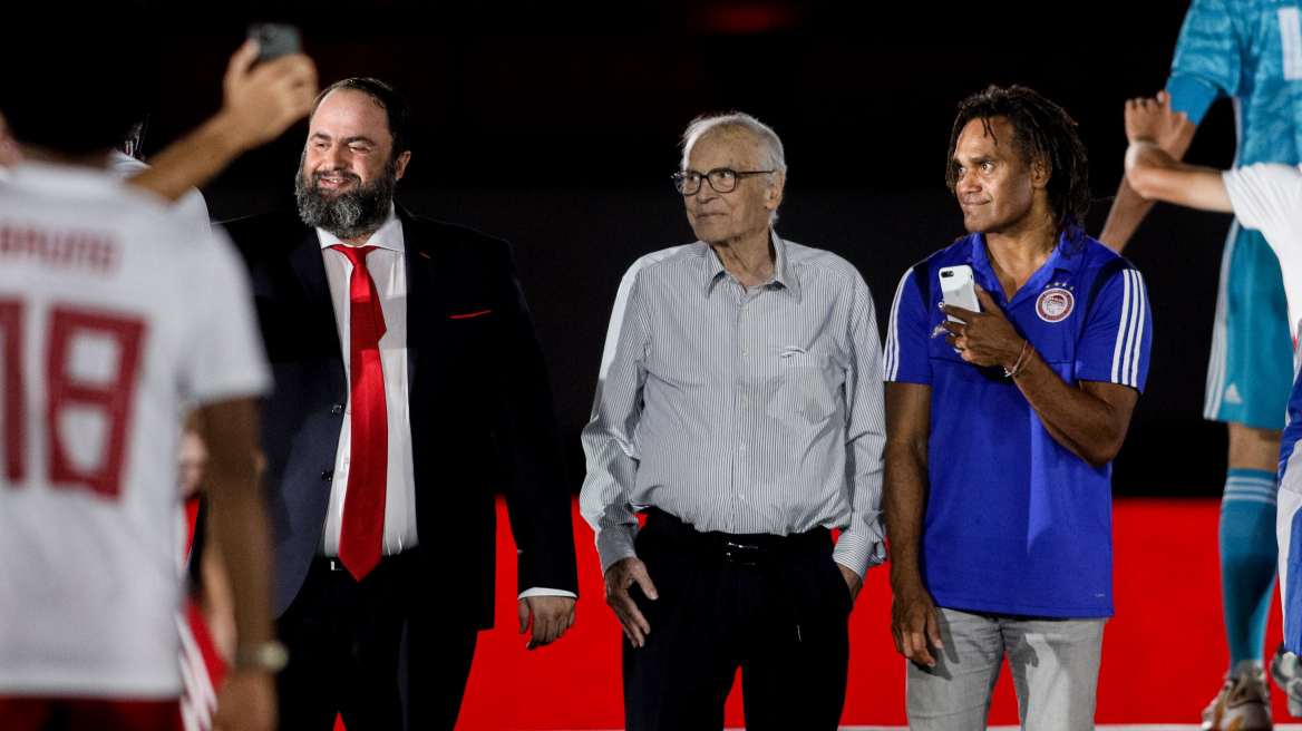 Ολυμπιακός: Συγκίνηση με Σάββα Θεοδωρίδη στη φιέστα