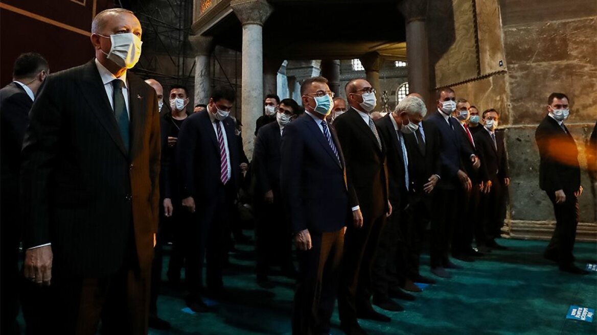 Αγία Σοφία: Ανοιχτή όλο το 24ωρο με εντολή Ερντογάν