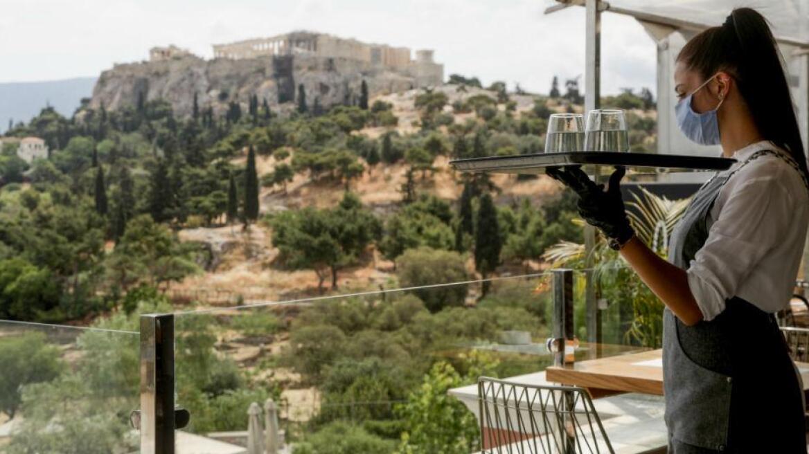 Βloomberg: Ο κίνδυνος του δεύτερου κύματος πανδημίας και τα διλήμματα