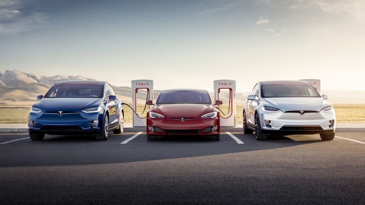 H Tesla ήρθε στην Ελλάδα και τα δίνει όλα με πολλές δόσεις - Δείτε αναλυτικά