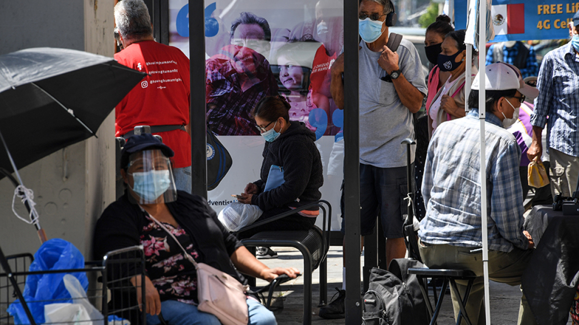 Κορωνοϊός: Πώς μπορεί να εξελιχθεί η πανδημία το 2021 και μετά