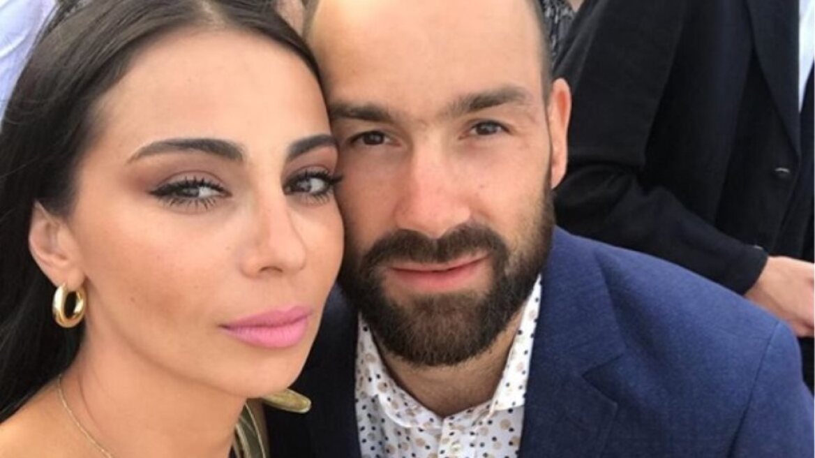 Βασίλης Σπανούλης & Ολυμπία Χοψονίδου: Η τούρτα Ολυμπιακός - Superman για τα 38α γενέθλιά του