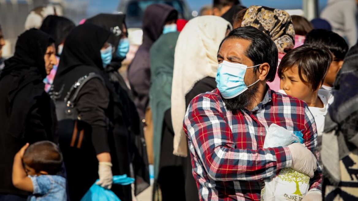 Κορωνοϊός - Μυτιλήνη: Θετικοί στον ιό 17 μετανάστες 