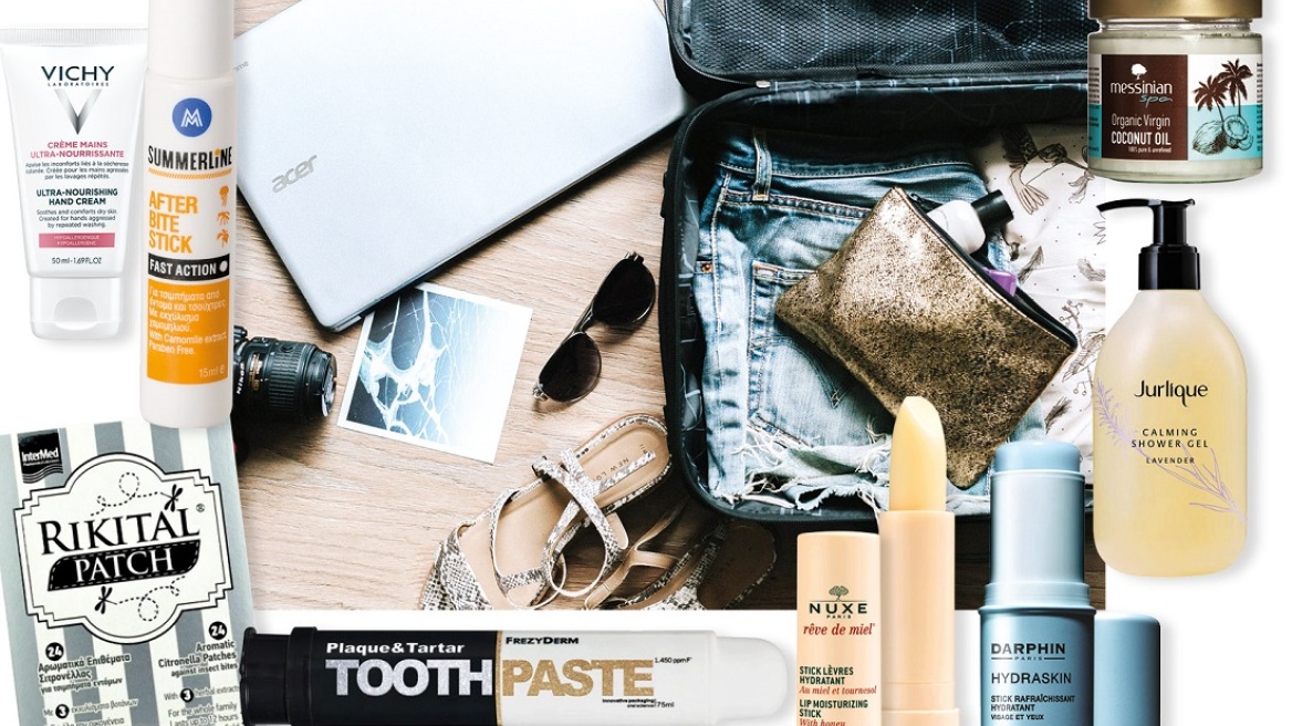 Το έξτρα νεσεσέρ: Τα SOS προϊόντα που πρέπει να έχετε πάντα πρόχειρα στις διακοπές σας
