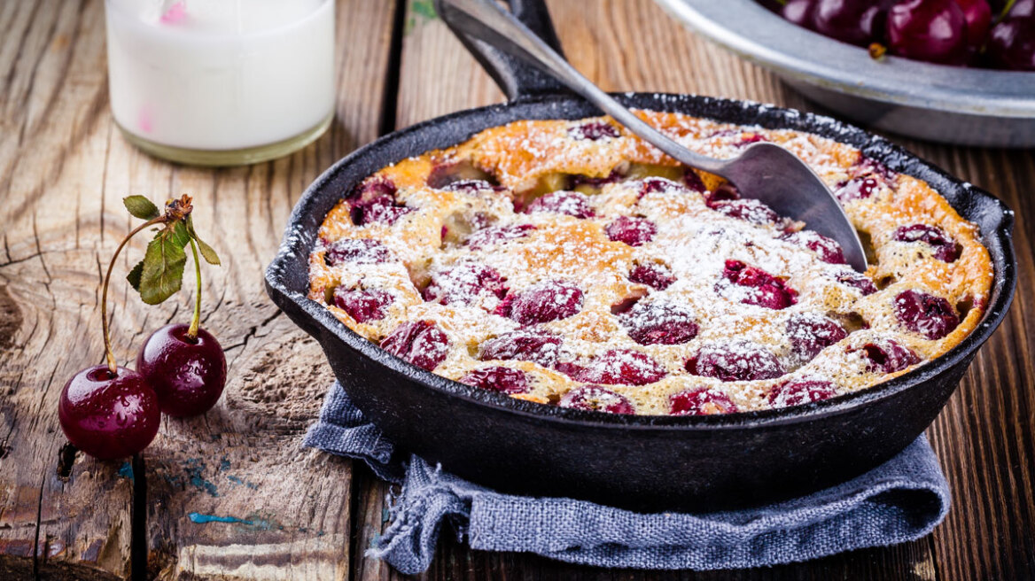 Κλαφουτί: Το κλασικό γαλλικό επιδόρπιο του καλοκαιριού