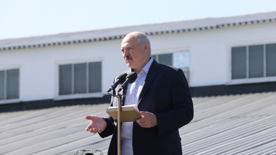 Λευκορωσία: Ο Λουκασένκο διέταξε τον στρατό να υπερασπιστεί την εδαφική ακεραιότητα της χώρας 