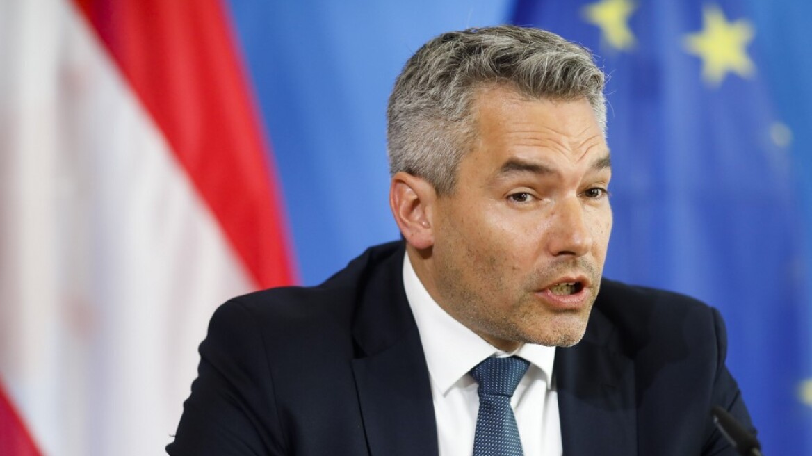 Μεταναστευτικό: Στην Ελλάδα Τρίτη και Τετάρτη ο Αυστριακός υπουργός Εσωτερικών