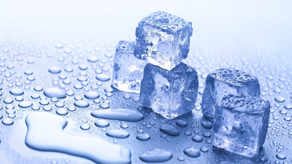 3 πράγματα που (μάλλον) δεν ήξερες ότι μπορείς να κάνεις με ένα παγάκι