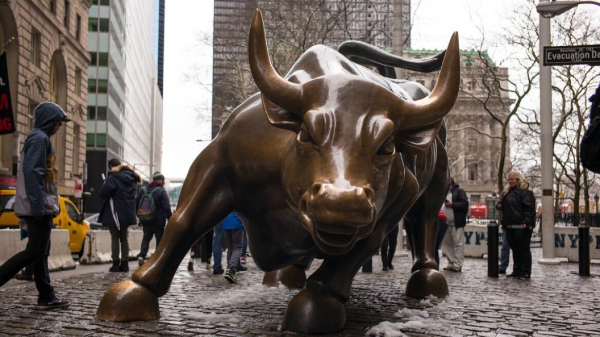 Επιφυλακτικό κλίμα στη Wall Street – Τριήμερο καθοδικό σερί για τον S&P 500
