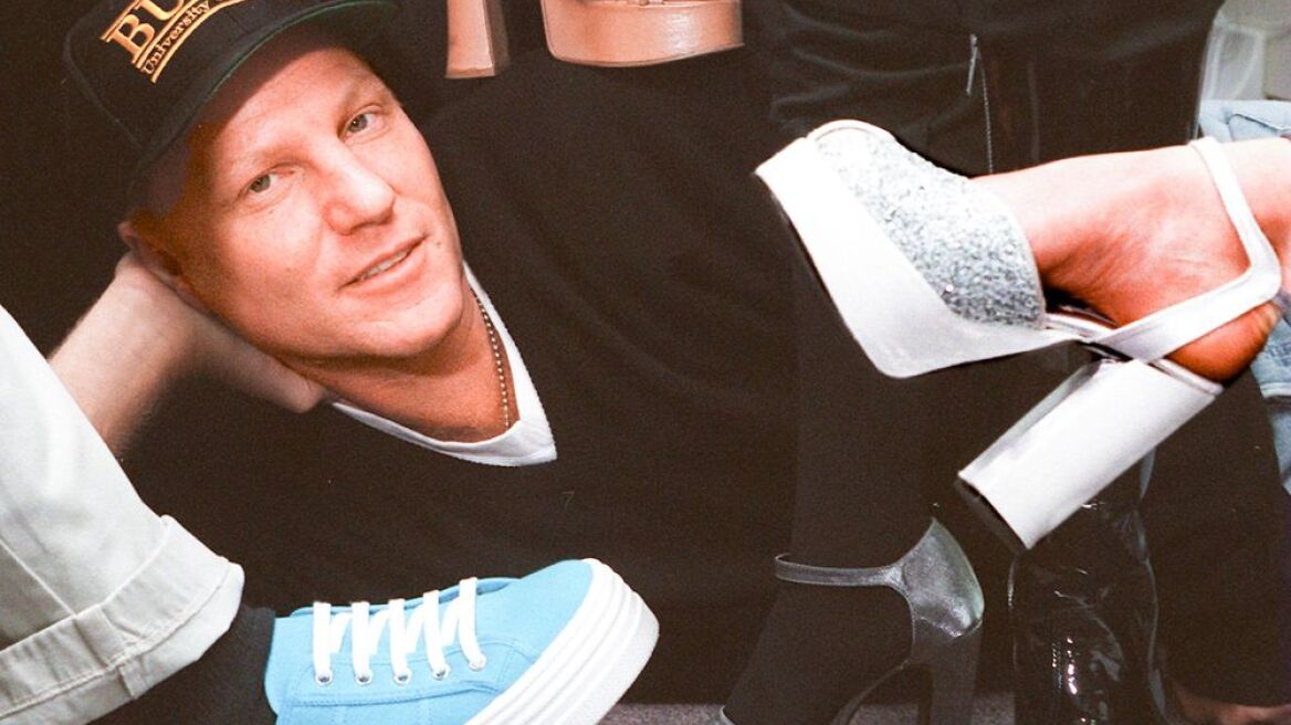 «Ο Τσαγκάρης»: Η απάτη, τα ναρκωτικά και η αυτοκρατορία του διάσημου σχεδιαστή υποδημάτων Στιβ Μάντεν