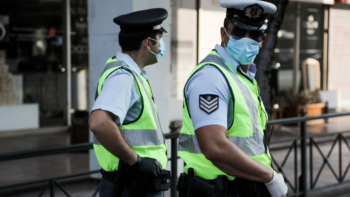 Μέτρα για τον κορωνοϊό: Τέσσερις παραβάσεις λειτουργίας καταστημάτων την Πέμπτη