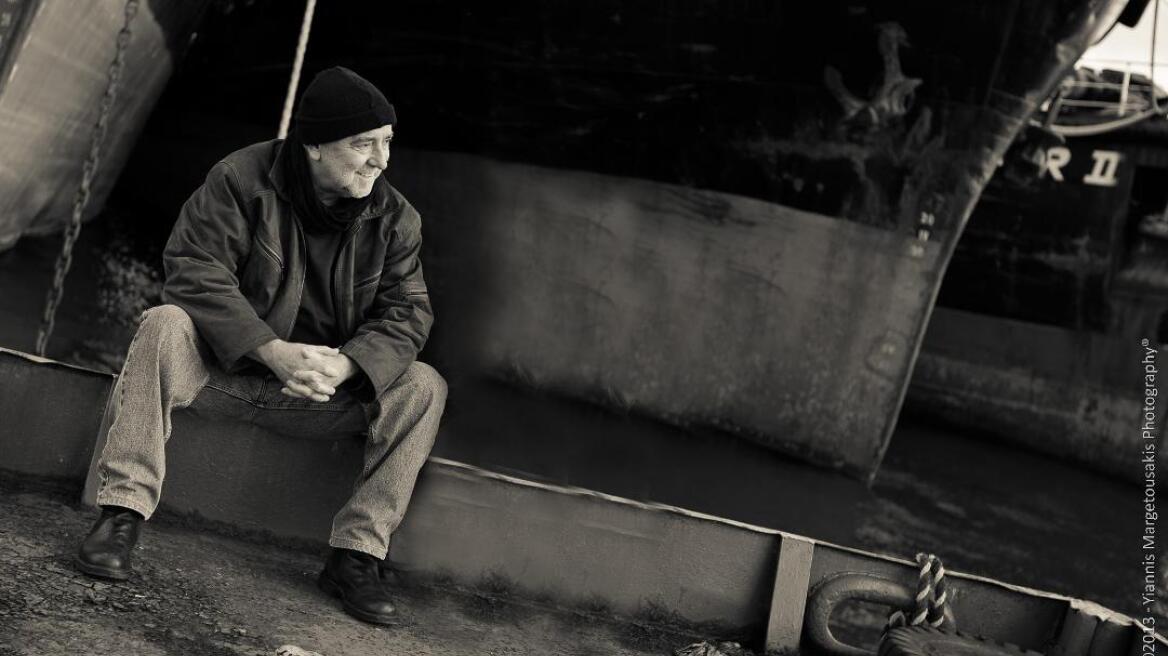 Ο Γιάννης Κούτρας πάει τον «Σταυρό του Νότου» στην Καισαριανή