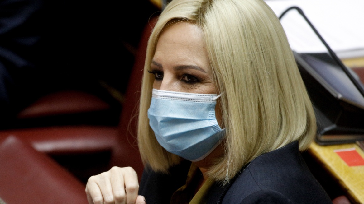 ΚΙΝΑΛ: Παρά το αλαλούμ, φοράμε τη μάσκα στα σχολεία