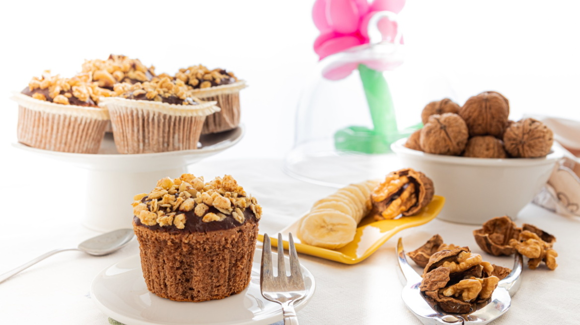 Ιδέες για γευστικά snacks στο σχολείο γεμάτα βιταμίνες