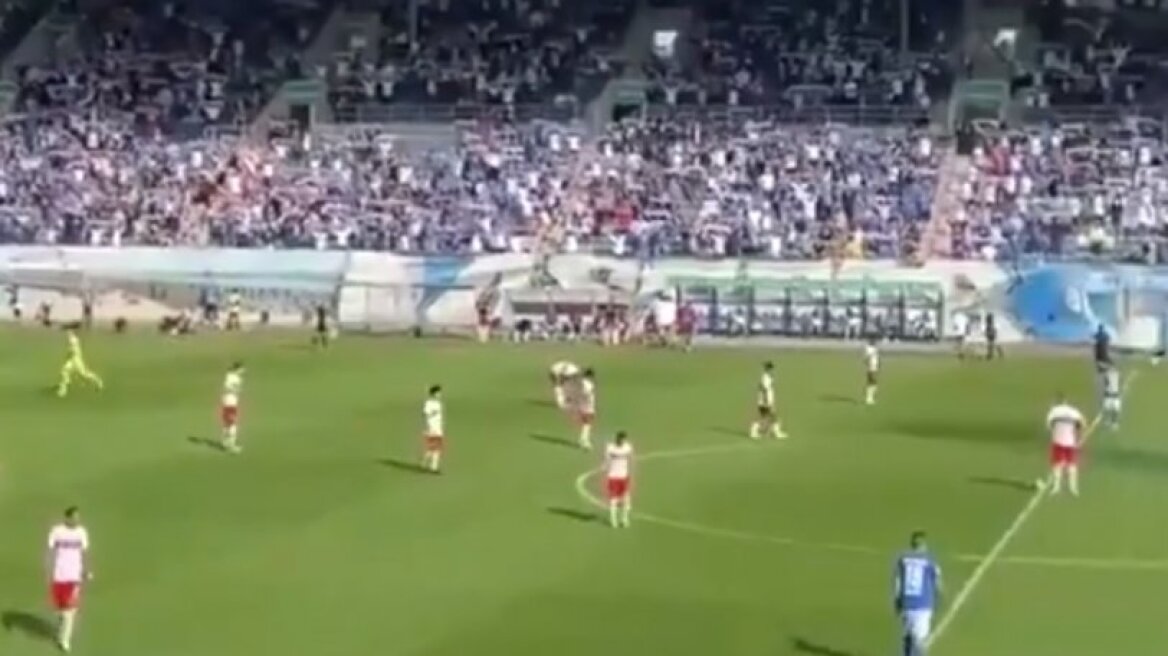 Βίντεο: Οριακά... γεμάτο το γήπεδο της Χάνσα Ροστόκ και ατμόσφαιρα στην εποχή του κορωνοϊού