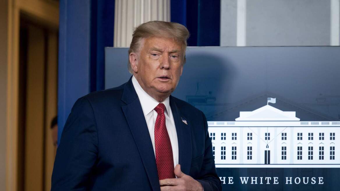 Λευκός Οίκος: «Παραιτήσου από τις εκλογές» ζητούσε από τον Τραμπ η γυναίκα που έστειλε το δηλητήριο