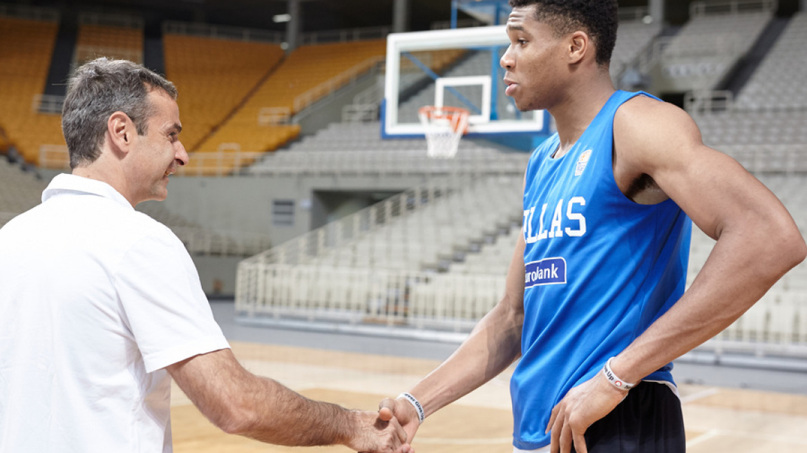 Συγχαρητήρια Μητσοτάκη στον Αντετοκούνμπο: «Η Ελλάδα είναι υπερήφανη»