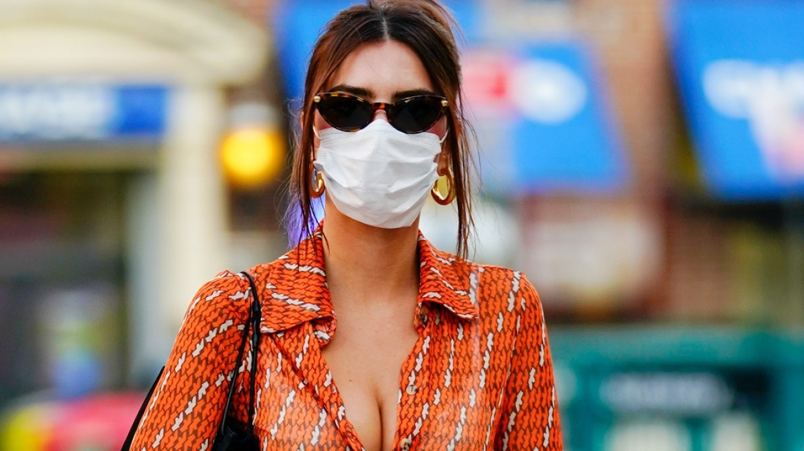 3 κομψά χτενίσματα που ταιριάζουν τέλεια με τη μάσκα προστασίας