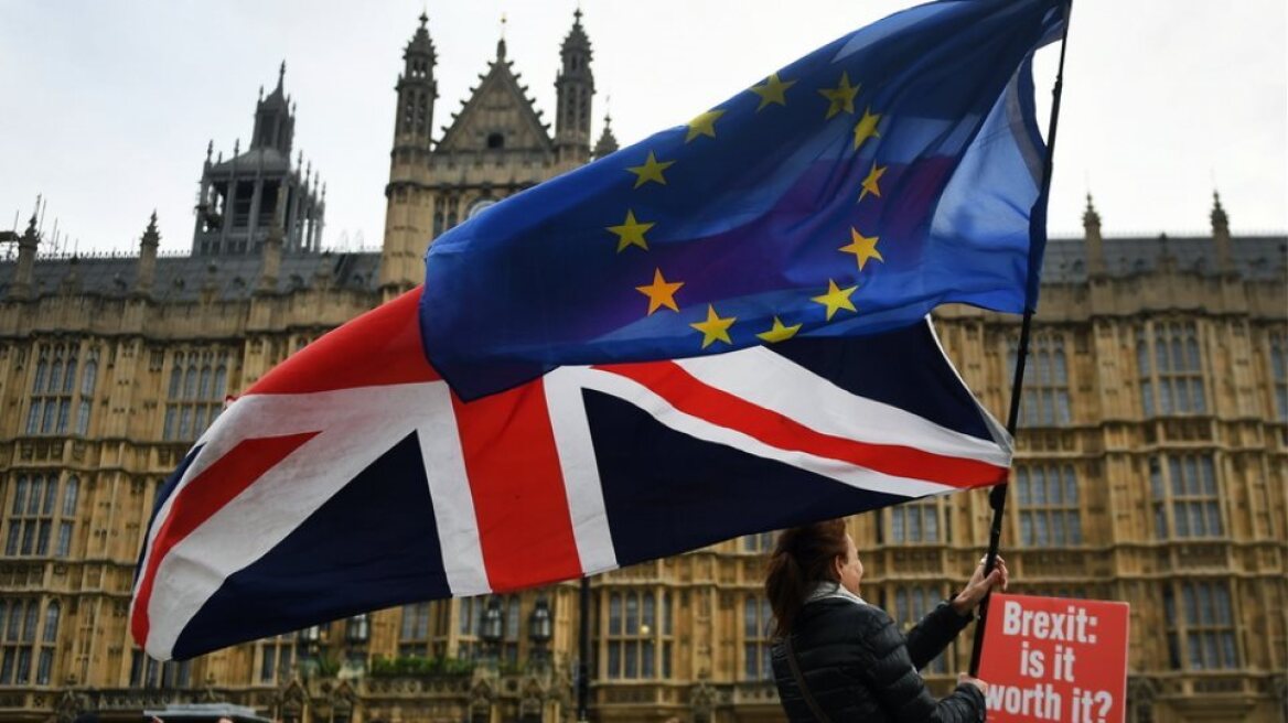 Brexit: Οι εμπορικές συνομιλίες «σκαλώνουν» γιατί η ΕΕ ζητά πάρα πολλά, λέει η Βρετανία