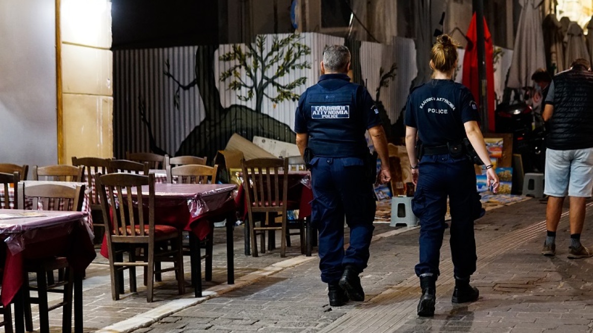 Έλεγχοι της ΕΛ.ΑΣ. για τα μέτρα: 5 παραβάσεις καταστημάτων και 199 πρόστιμα για μη χρήση μάσκας