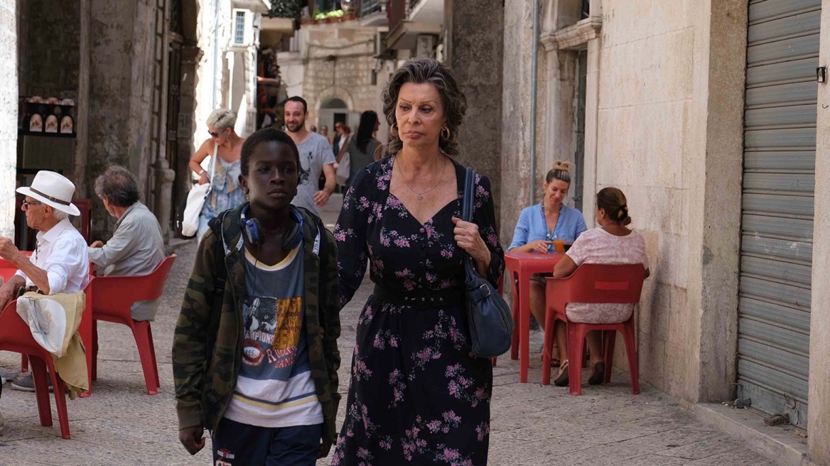 Sophia Loren: Αειθαλής και εντυπωσιακή στα 86 της χρόνια επιστρέφει στον κινηματογράφο μέσω του Netflix