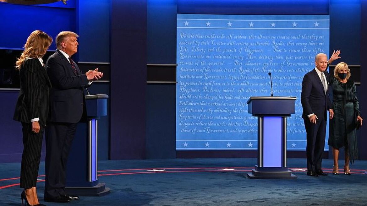 Μελάνια Τραμπ και Τζιλ Μπάιντεν: «Ντιμπέιτ» κομψότητας για τις δύο υποψήφιες πρώτες κυρίες των ΗΠΑ 