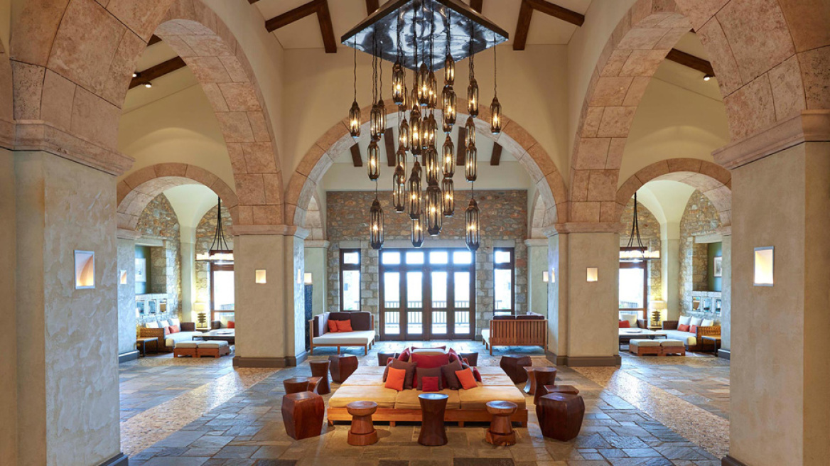 Costa Navarino: Ξεχωρίζει ανάμεσα στα 30 καλύτερα resorts της Ευρώπης