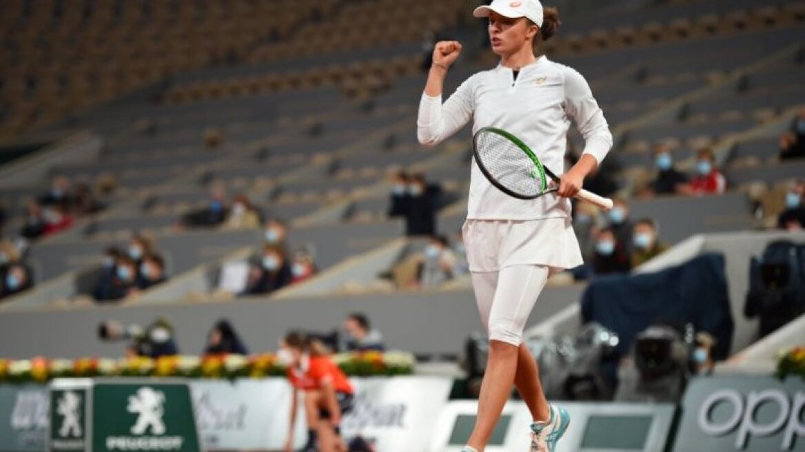 Σβιάτεκ - Κένιν 2-0: Η 19χρονη Πολωνή νέα «βασίλισσα» στο Rorand Garros